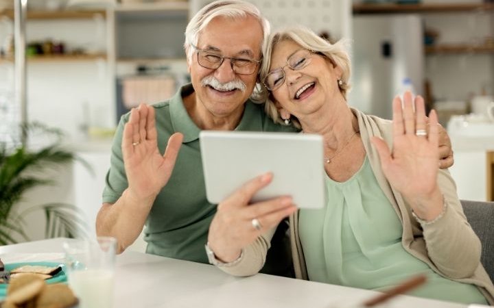 Internet For Seniors – What Should It Be Like?