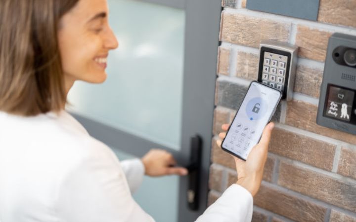 Smart Lock: Access Control Within Reach Of a Smartphone