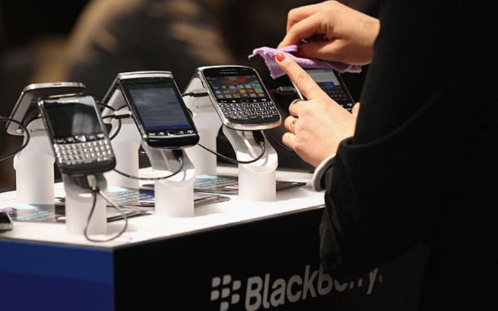 BlackBerry Aims To Split Its Activities Into Two Independent Entities