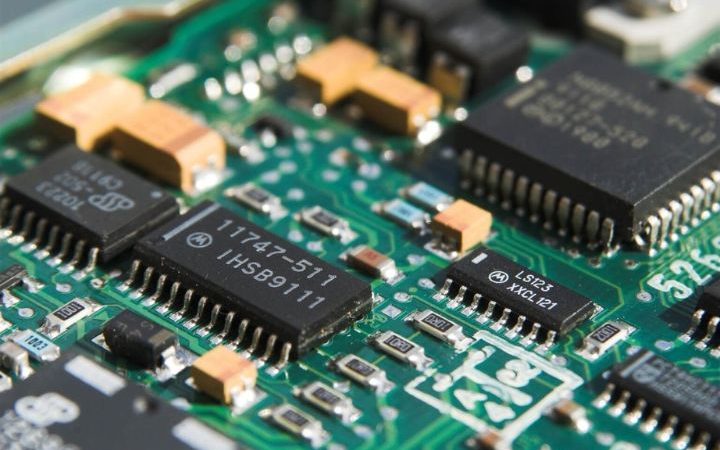 What Are Surface Mount Components & Where to Get Good Ones